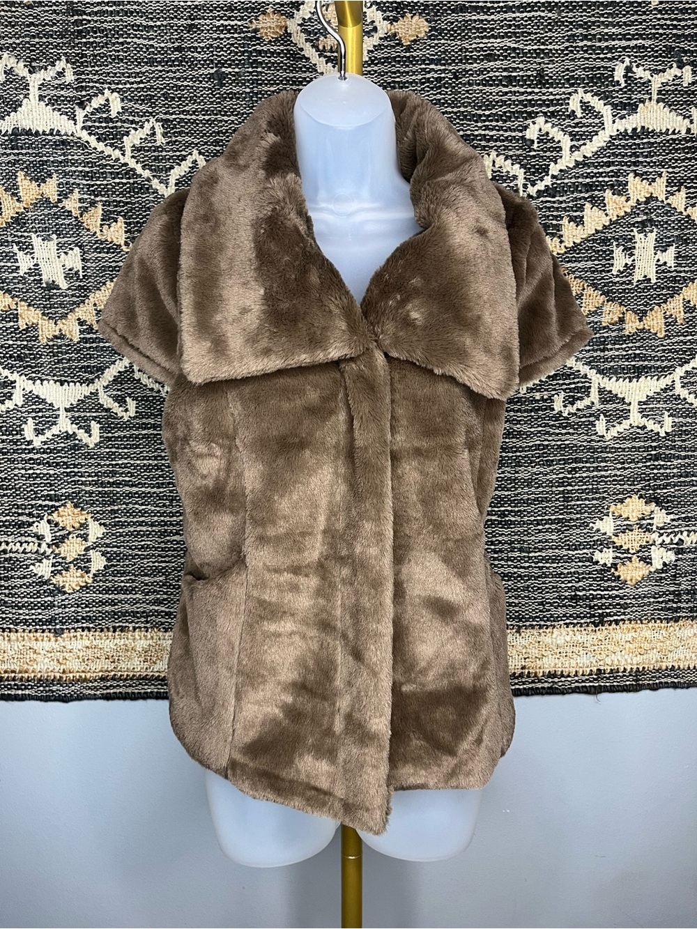 Democracy Taupe Brown Faux Fur Short-Sleeve Coatigan